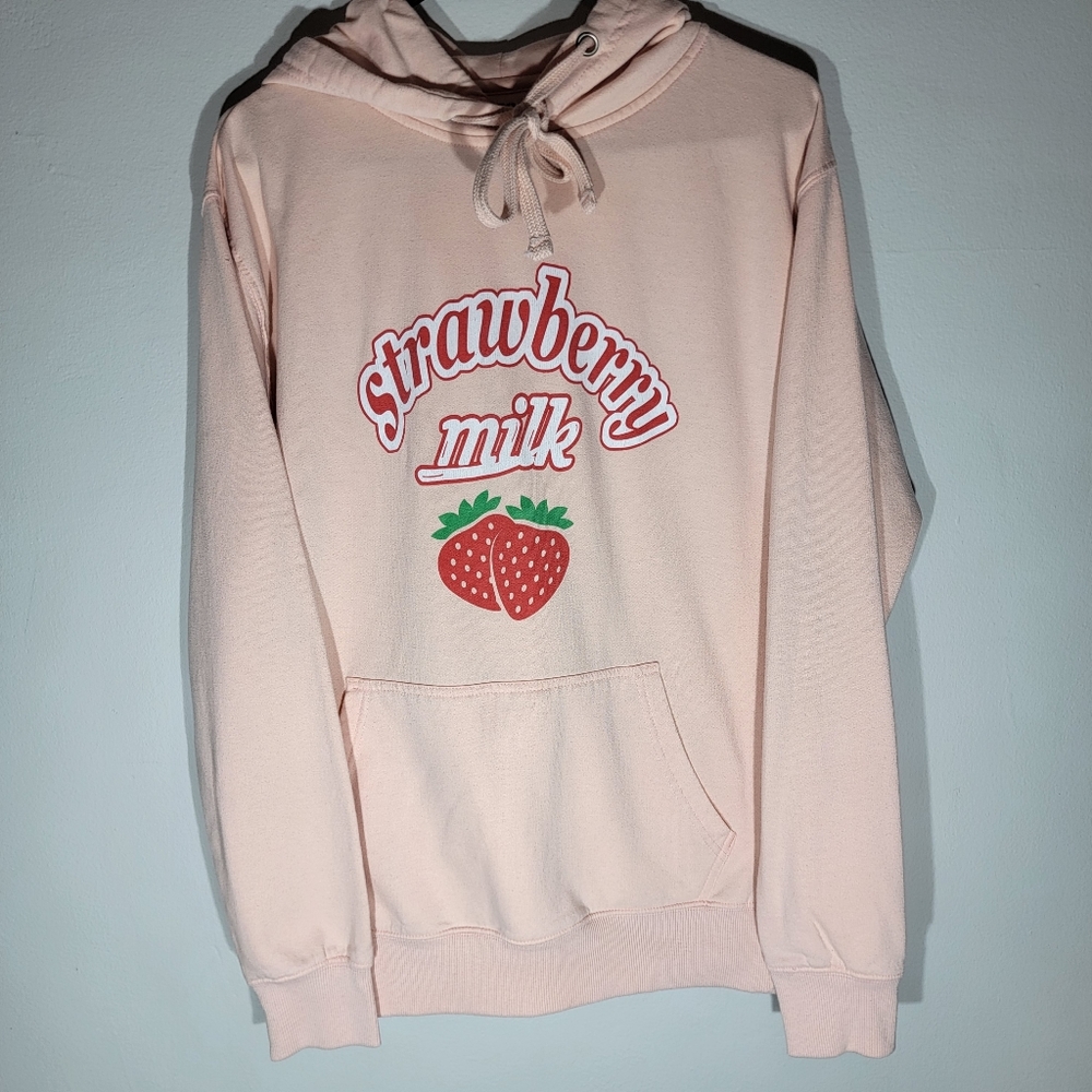🍓STRAWBERRY MILK HOODIE🍓